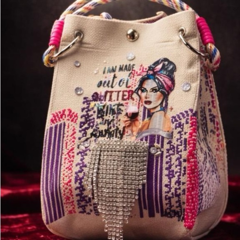 Glitter Rebel Bucket by Indómita Atelier 💎